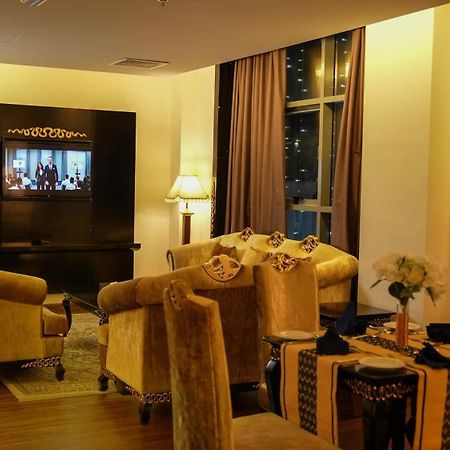 ホテル Golden Tulip Headington マスカット エクステリア 写真